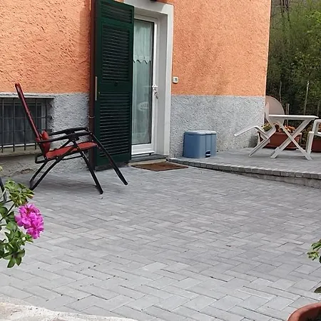 La Casa Degli Archi Apartment Tavarone